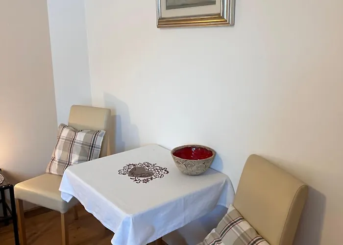 Ester * バート・ホーフガシュタイン