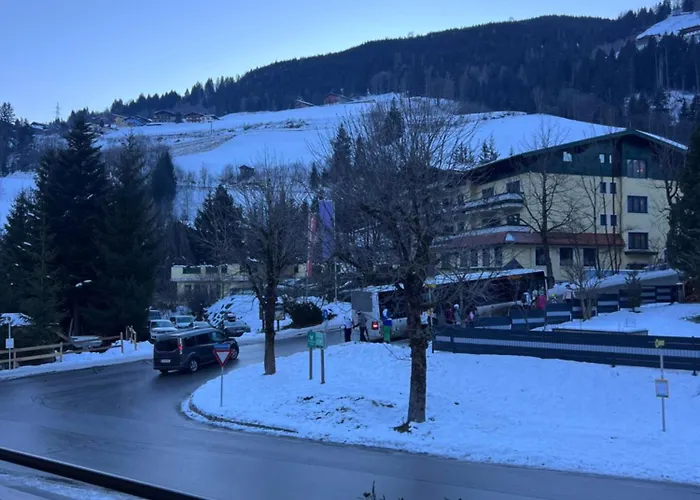 Ester * バート・ホーフガシュタイン