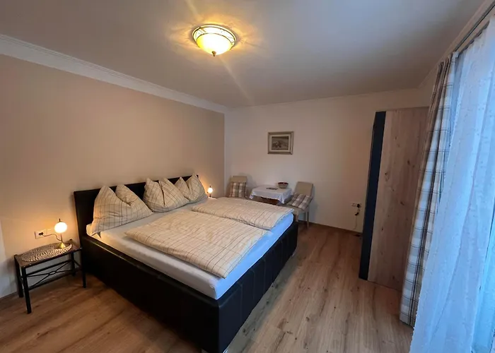 Ester * バート・ホーフガシュタイン